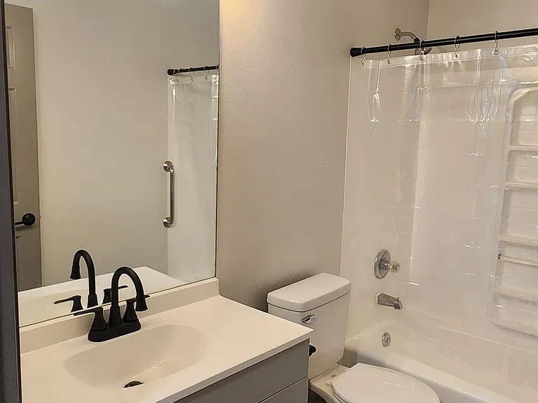 3945 Fairway Hills Dr #1 — Photo 7
