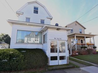 163 E Broad St, Nanticoke, PA 18634
