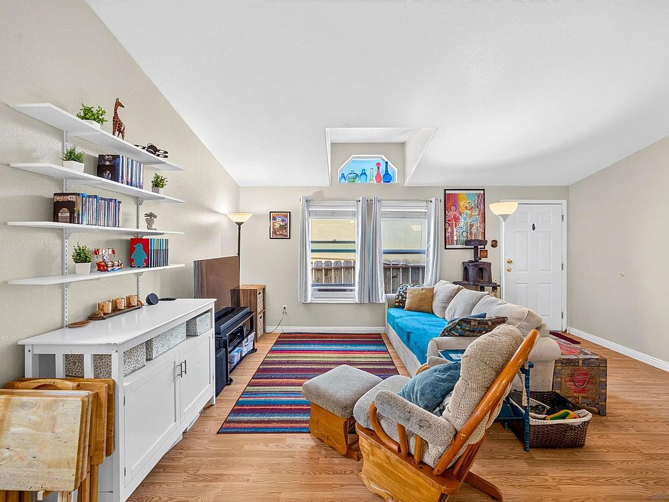 1st image of 1638 Calavo Rd Space 35