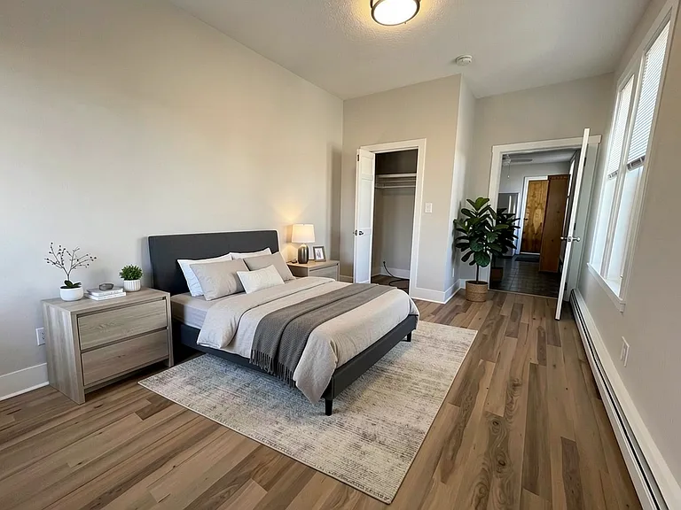26 Saint James St #26 — Photo 2
