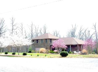113 Oak Ridge Dr, Benton, KY 42025