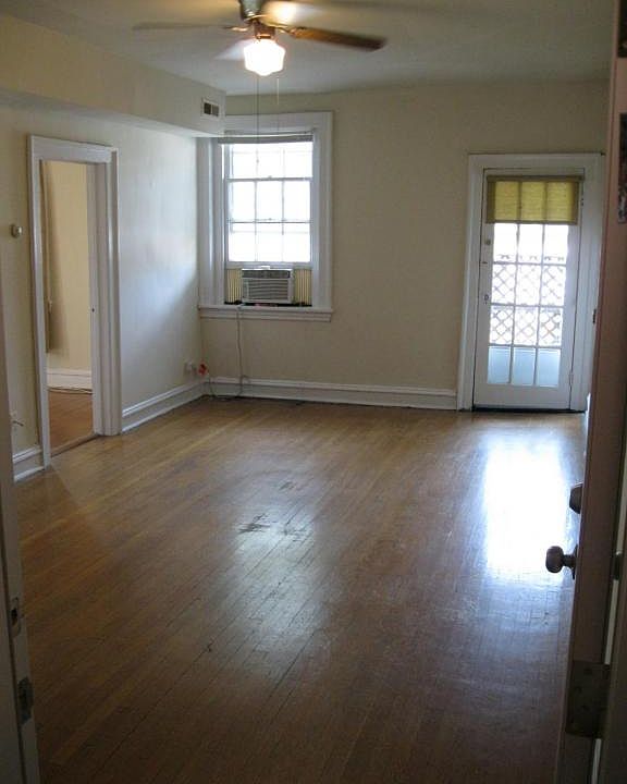2nd image of 2816 Monument Ave APT 3
