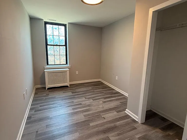 1208 Mifflin St #2 — Photo 9