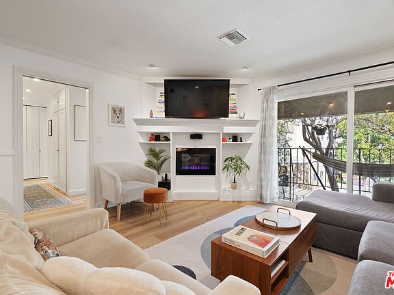 2nd image of 11138 Aqua Vista St APT 63