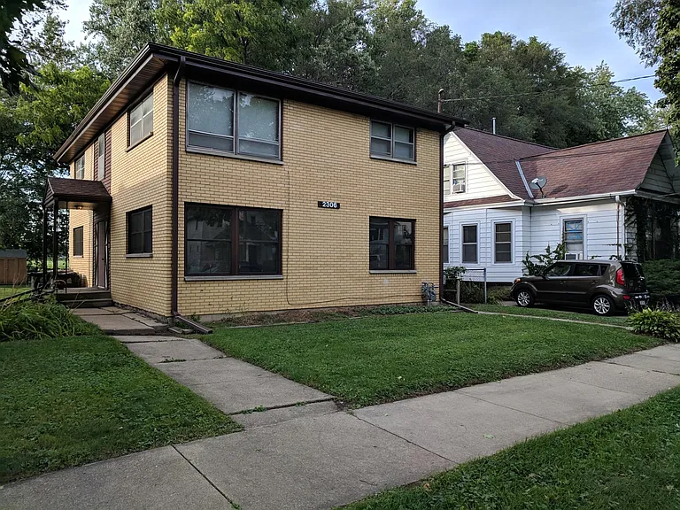 2306 Hoard St #1 — Photo 1