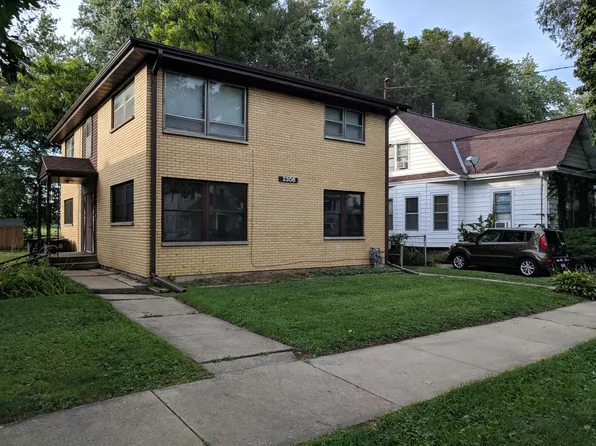 2306 Hoard St APT 1, Madison, WI 53704