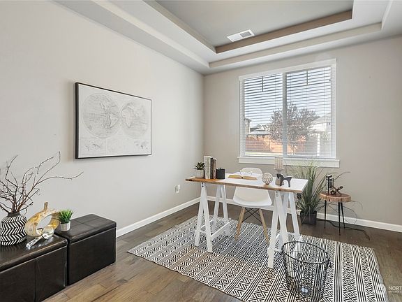 5th image of 14211 Parkview Drive E