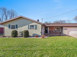 709 N Kensington Dr, Appleton, WI 54915