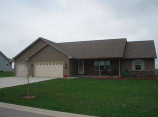 N2376 Heavenly Dr, Greenville, WI 54942