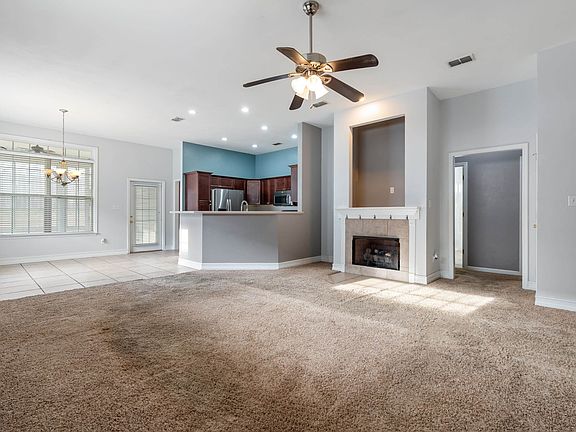 4th image of 1841 Acorn Ridge Trl