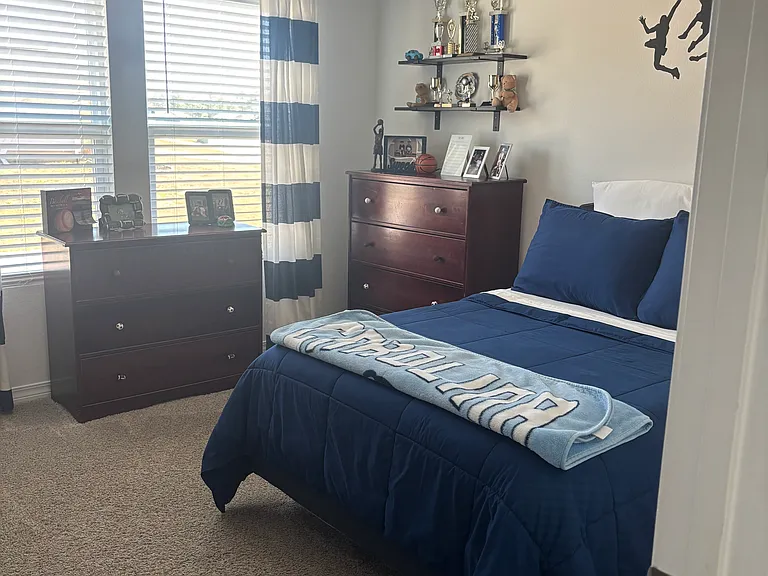 4884 Kensington Ln — Photo 34