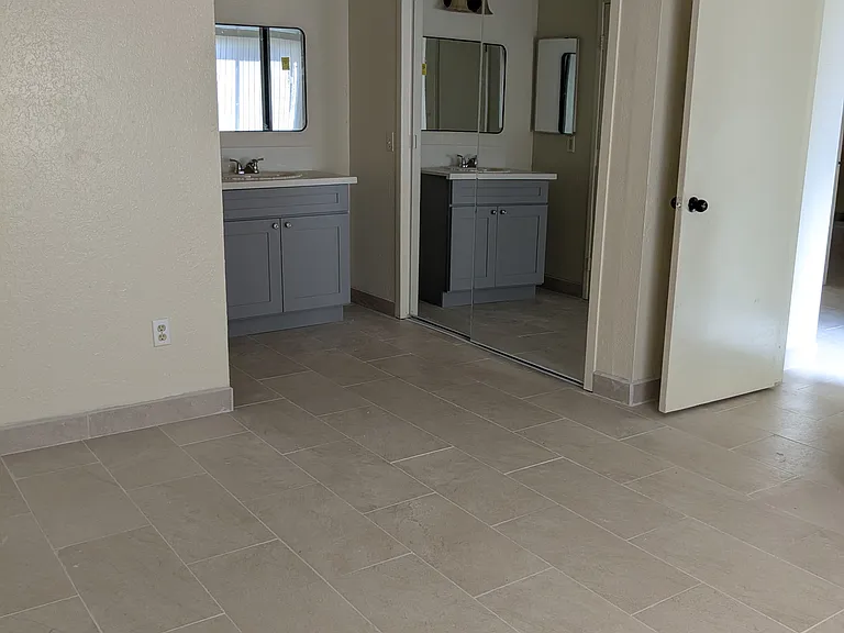 822 N Santa Fe Ave #12 — Photo 12