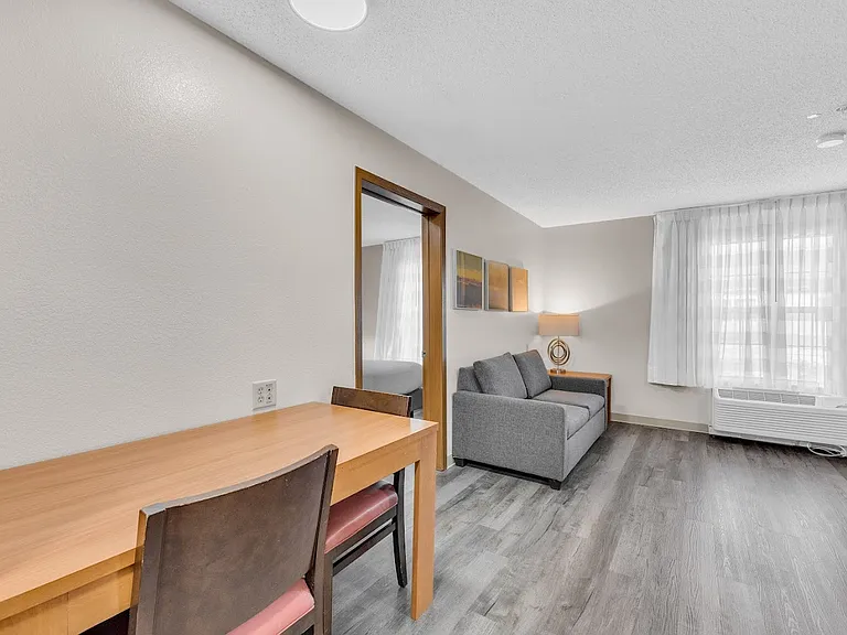 The Amian Residence — Photo 31