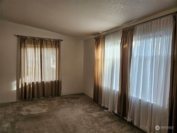 5th image of 4515 176th Street SW #33