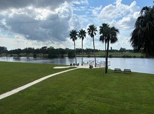 356 Golfview Rd APT 207, North Palm Beach, FL 33408