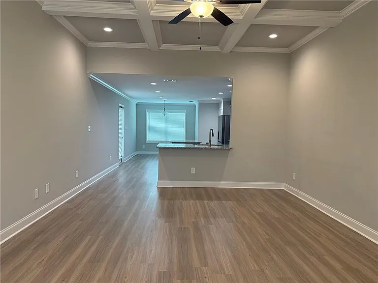 231 Creek Ridge Dr — Photo 6