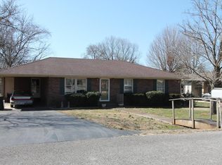 409 Caramel Dr, Hopkinsville, KY 42240