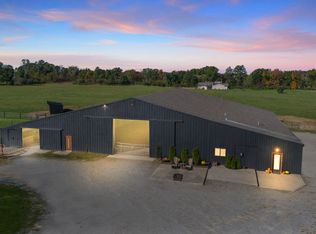 19217 Amstutz Rd, Auburn, IN 46706