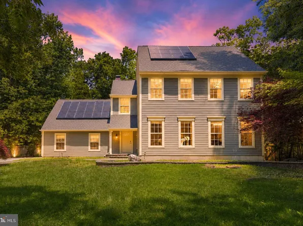 41 Farmhouse Ln, Voorhees, NJ 08043