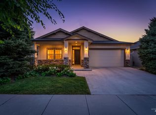 1037 E Radiant Ridge Dr, Meridian, ID 83642