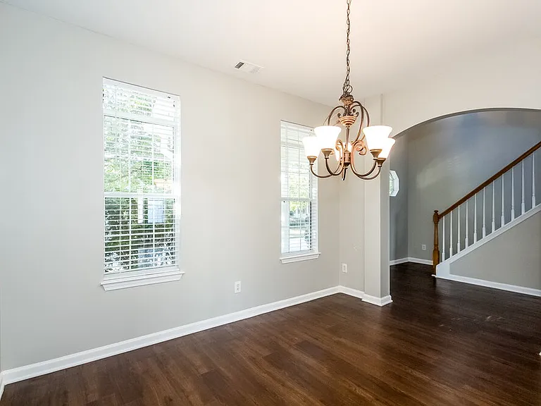 618 Brookwater Dr — Photo 6