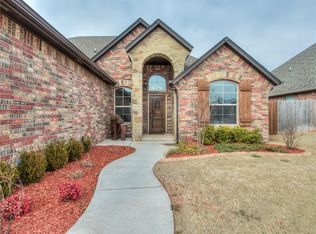 11533 SW 56th St, Mustang, OK 73064