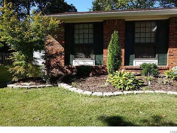 4th image of 3077 Armona Dr