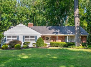 71 Tall Timber Rd, Middletown, NJ 07748