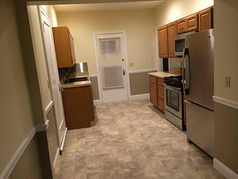 36 Lafayette Pl #6 — Photo 10