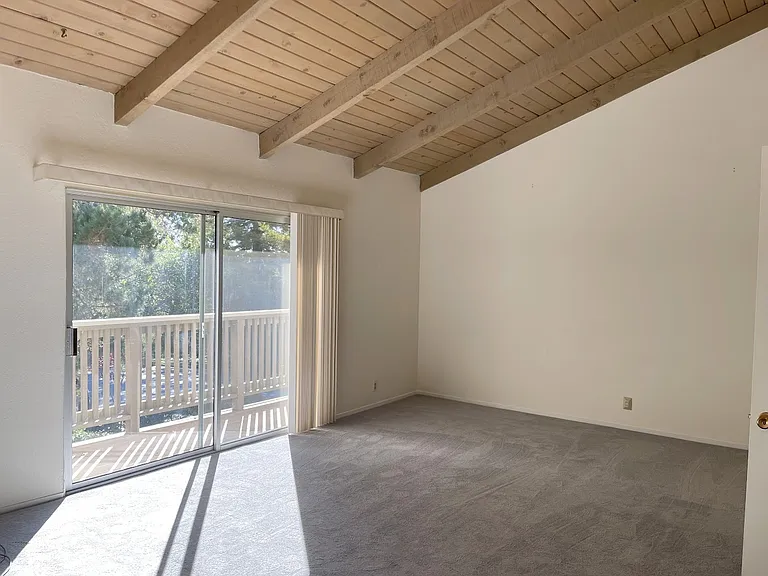 6 Tollridge Ct — Photo 6