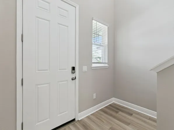128R Lost Ball Dr, Daytona Beach, FL 32124