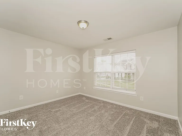 12204 Palomar Dr — Photo 12