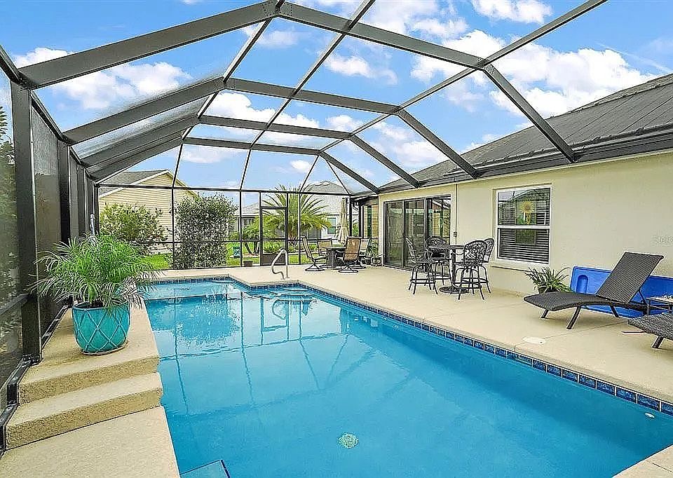 Pool and Enclosed A/C Lanai