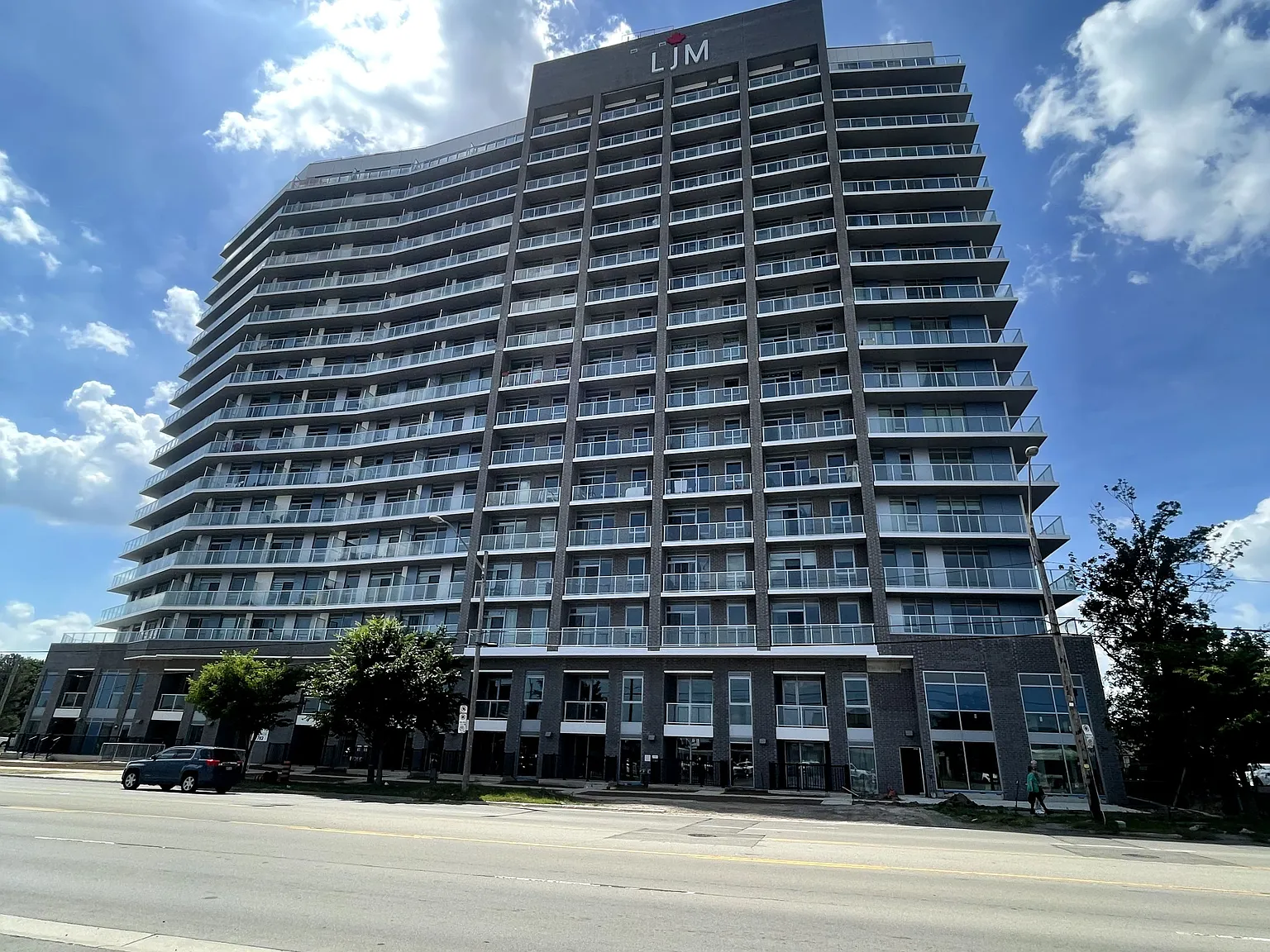 2 bed, $1,895 — Photo 1