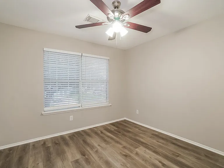 6507 Briargate Trl — Photo 12