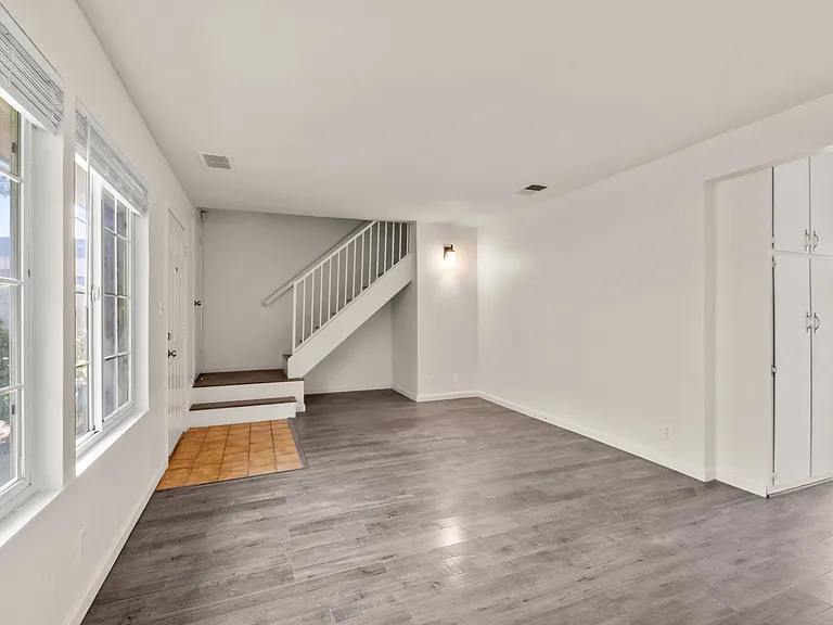 394 Don Giovanni Ct — Photo 4