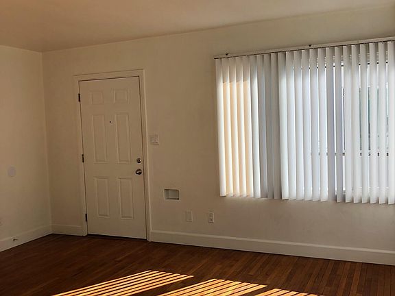 5th image of 4315 42nd St