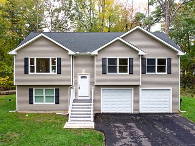 143R Oak Street, East Hartford, CT, 06118