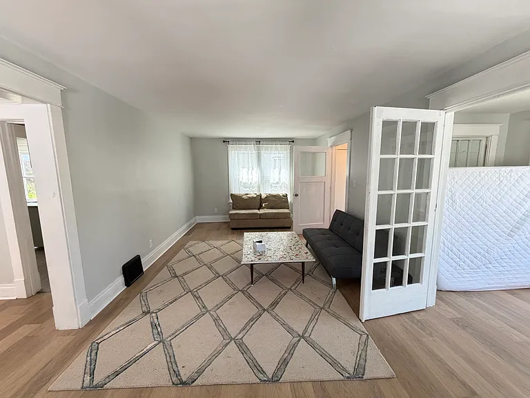 43 Springville Ave — Photo 6
