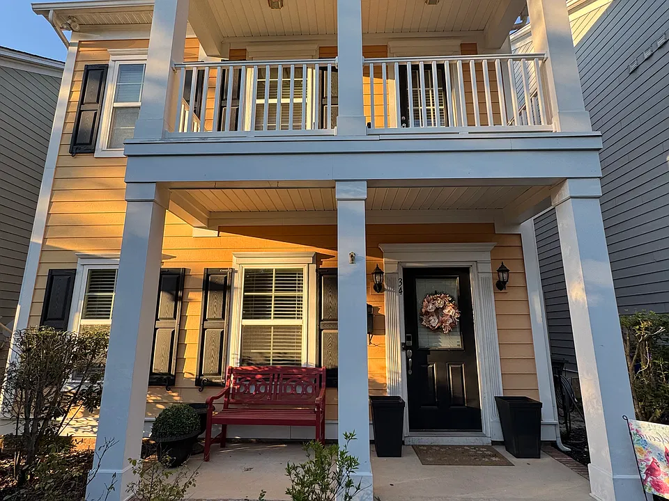 34 Old Shandon Cir