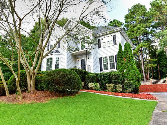 5th image of 2980 Riverbend Dr