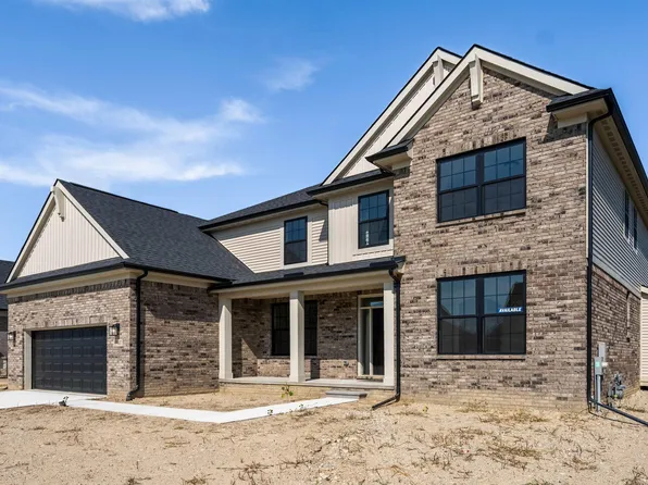 17447 Megan Dr, Macomb, MI 48042