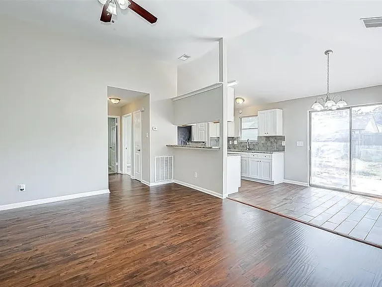 16938 Enchanted Cir E — Photo 11