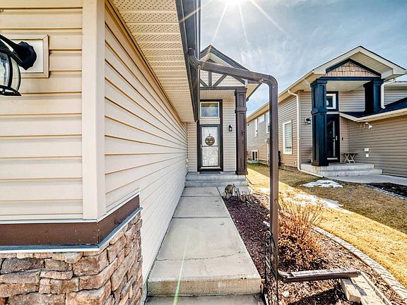 3rd image of 355 N Ranch Ridge Ct