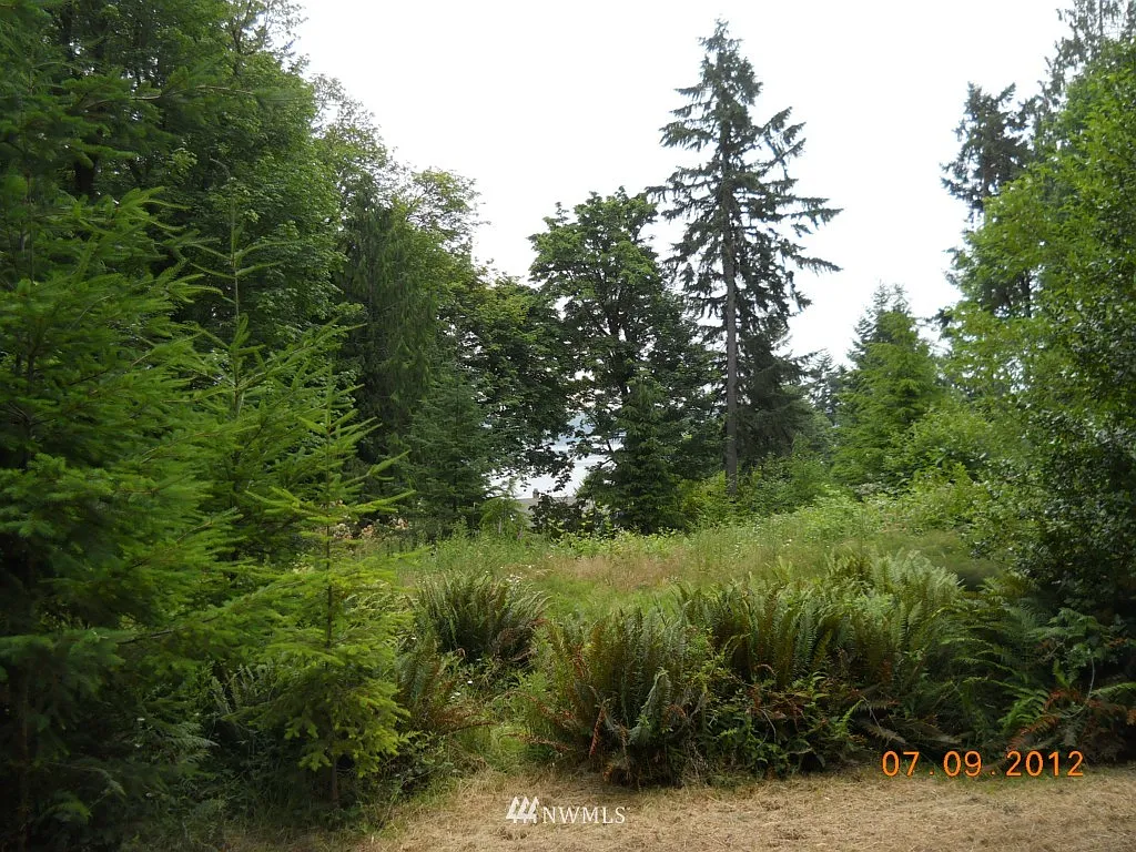 4022 Grove Road NW photo 1