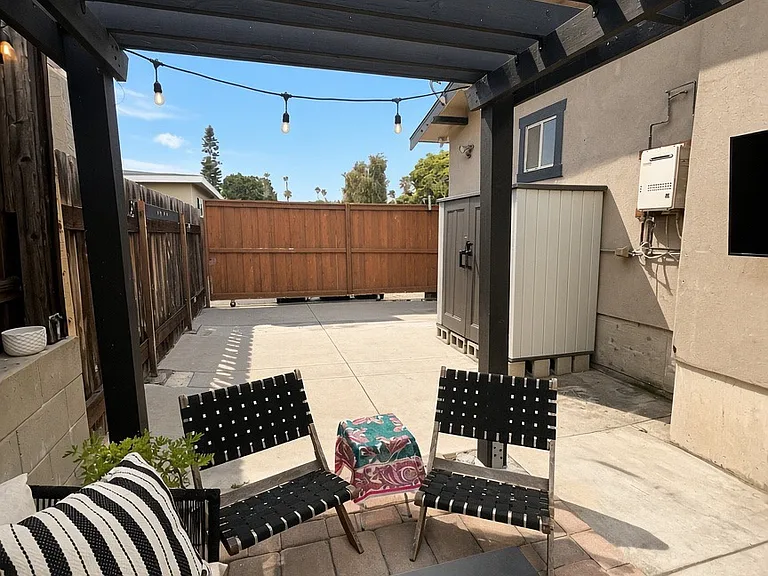 2320 Meade Ave — Photo 13