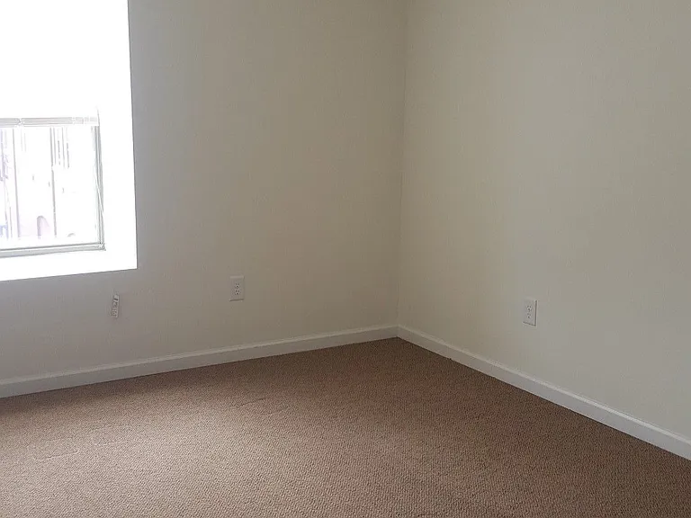 813 3rd Ave — Photo 6