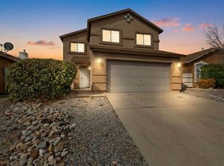527 Saddle Blanket Trl SW, Albuquerque, NM 87121