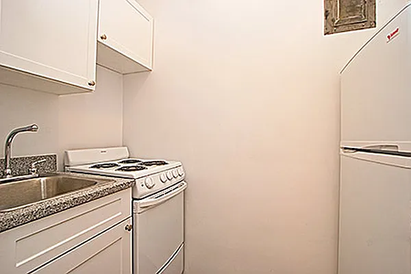 Rented by Barkoff Residential  | media 31