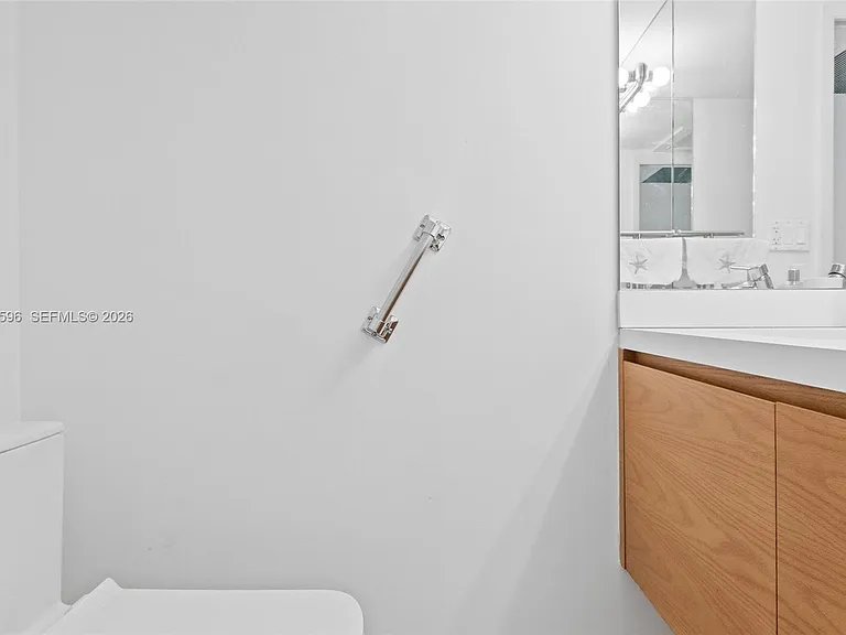 2301 Collins Ave #504 — Photo 15